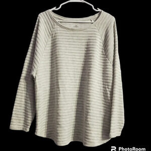 St. John's Bay Women's Grey Heather Long Sleeve Sweater Plus 2X